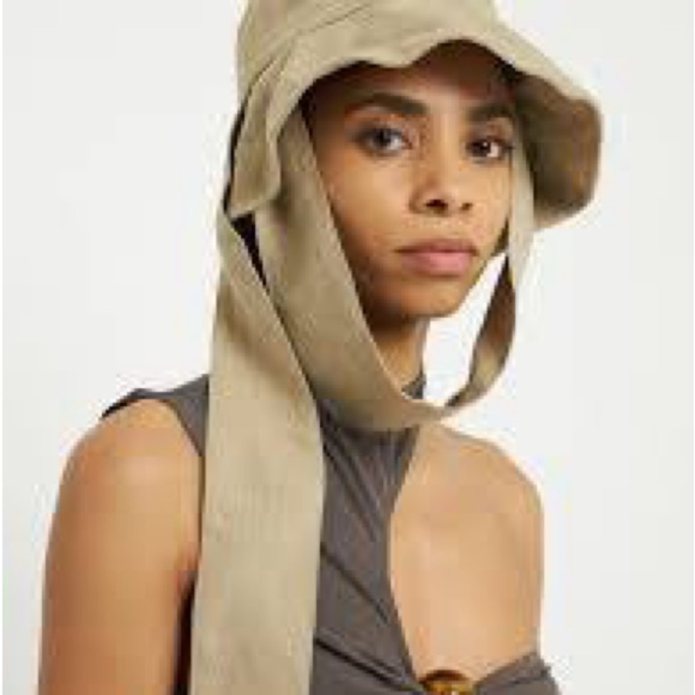 Jacquemus Tan Bucket Hat